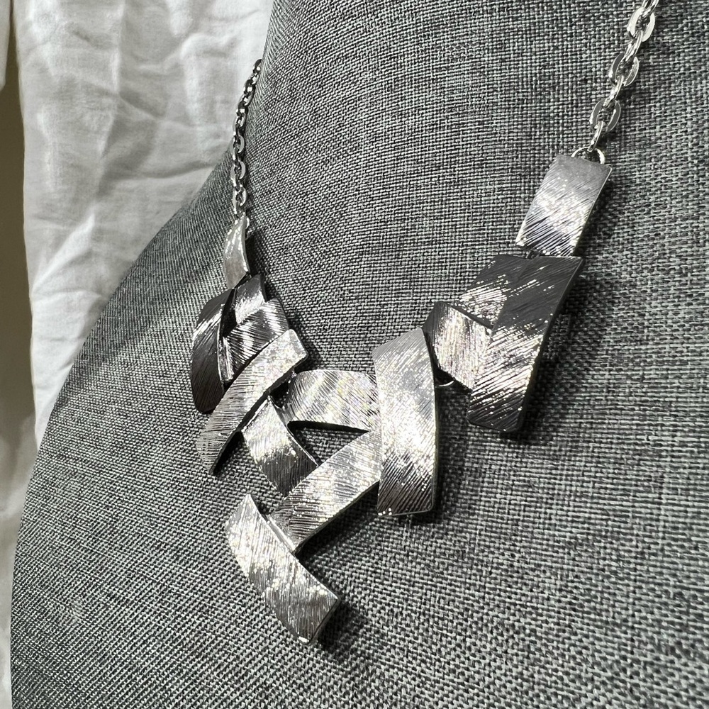 Fashion Jewelry Stainless Steel Coated in Silver And Gun Metal Plated Finish☑️ - Picture 7 of 10